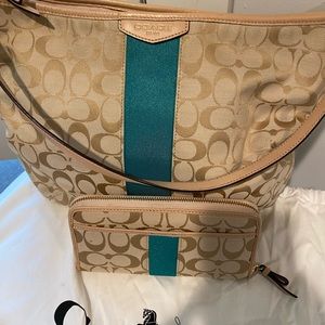 Coach purse and wallet